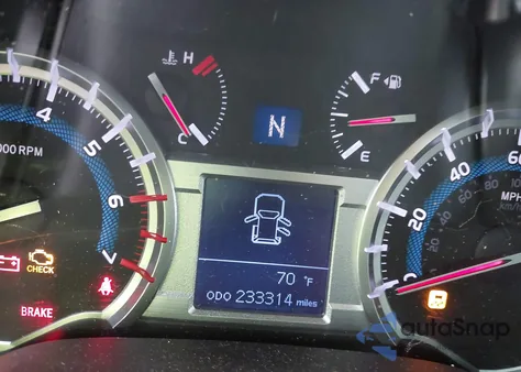 2015 Toyota 4Runner Sr5 z USA, uszkodzony, nr VIN JTEZU5JR5F5086631